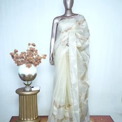 Ivory Organza Saree with Golden Appliqué – Elegant Semi-Turkish Finish SAN5333