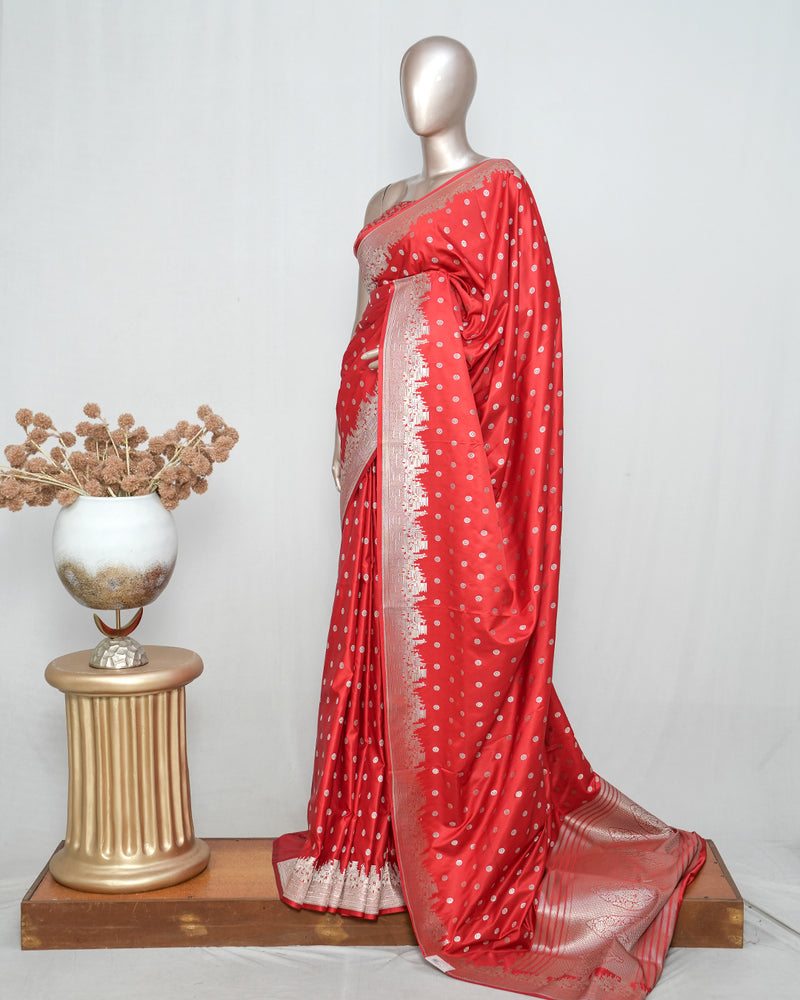 Coral Red Banarasi Silk Saree – Classic Zari Heritage SAN5287