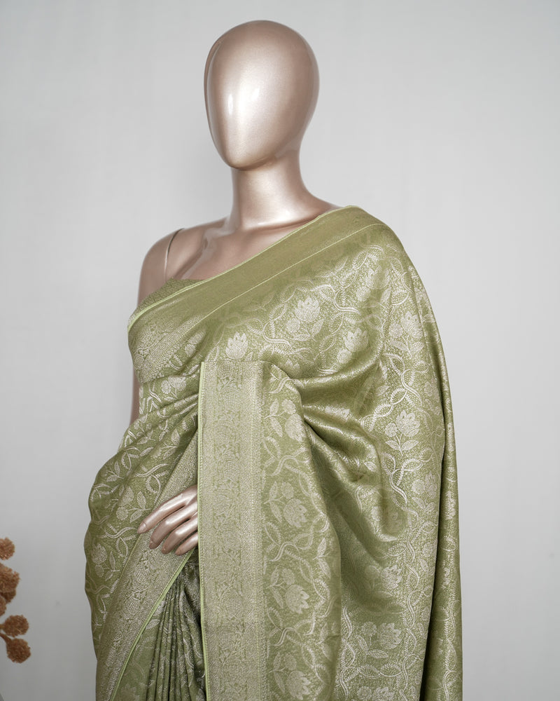 Banrasi Silk Saree (₹8900) A 004577
