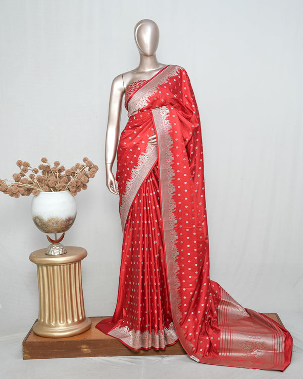 Coral Red Banarasi Silk Saree – Classic Zari Heritage SAN5287