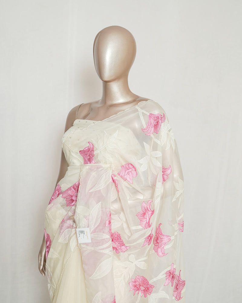 Ivory Organza Saree with Contrast Thread Embroidery  SAN5394