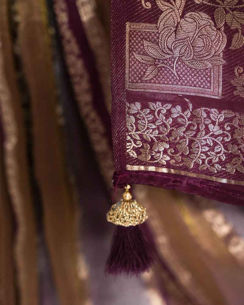 Royal Plum & Antique Gold Woven banarasi semi silk Saree  SAN4666