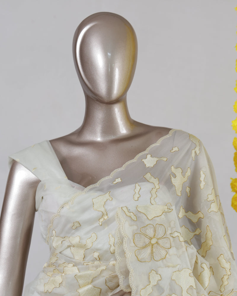Off White Organza Appliqué Floral Embroidery Onam Saree