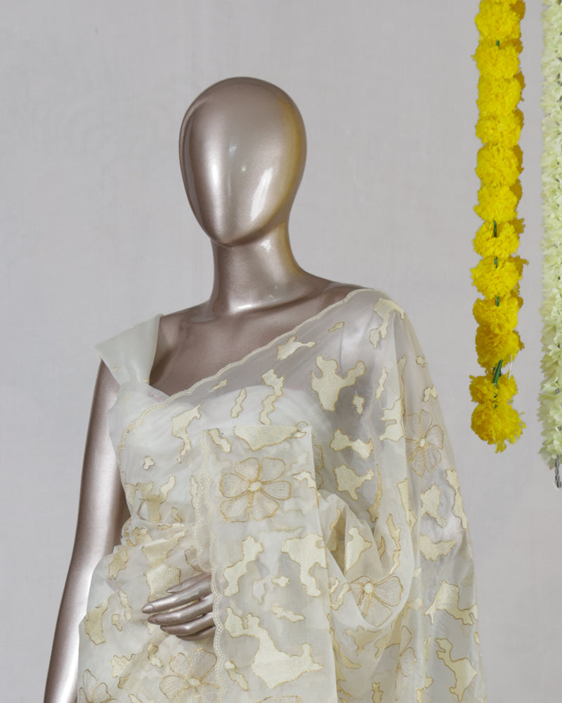Off White Organza Appliqué Floral Embroidery Onam Saree
