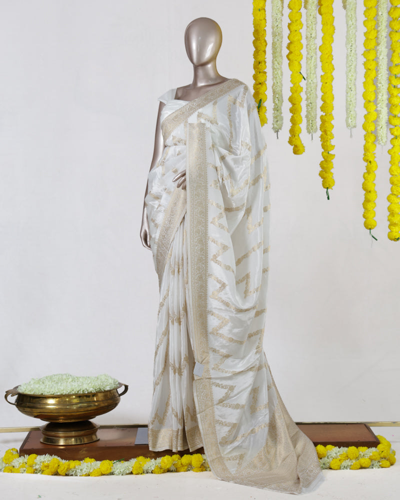 Ivory Dyeable Banarasi Onam Saree