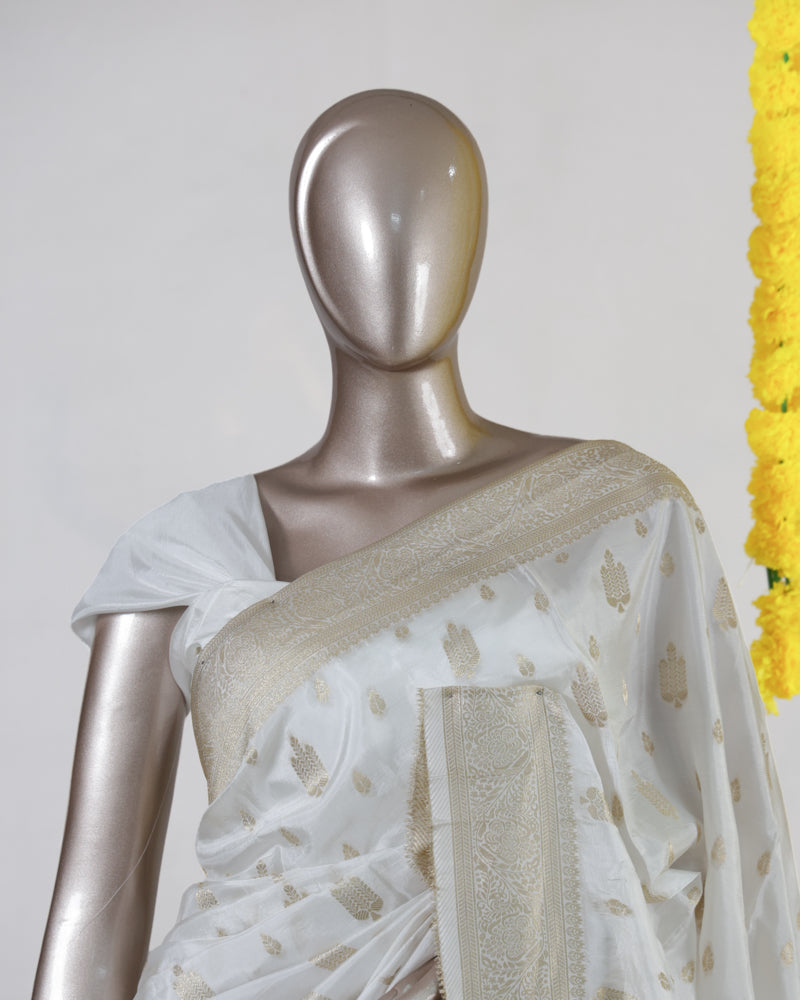 Banarasi Butti Saree