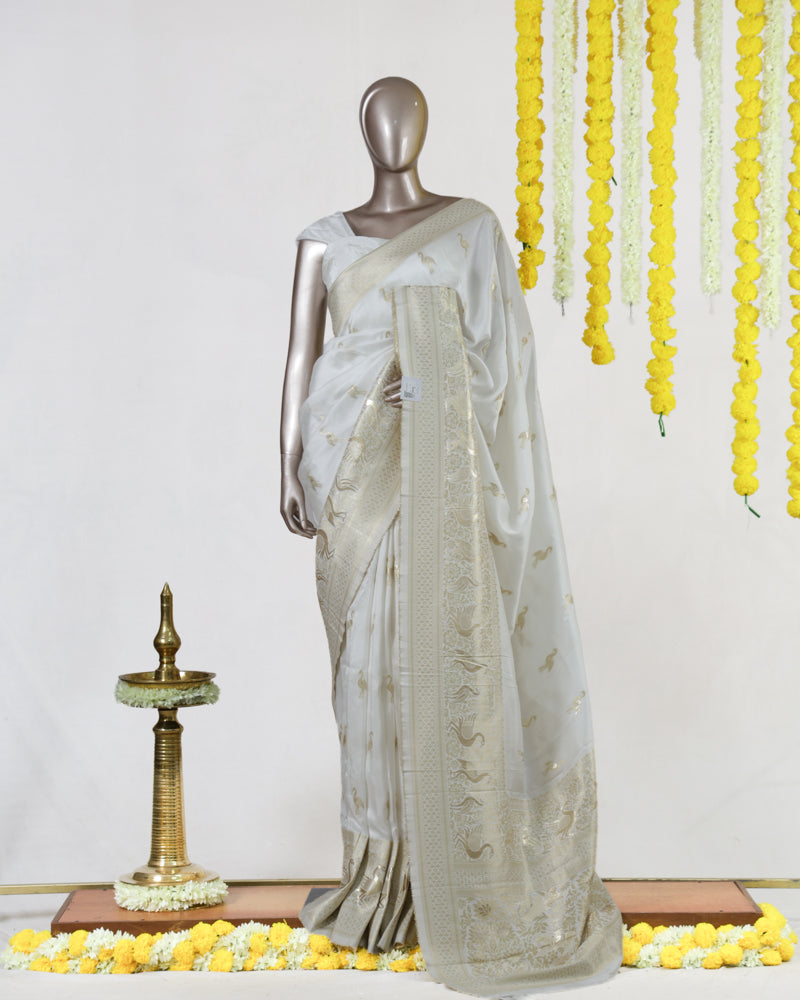 Ivory Swan Heritage Kasavu Saree