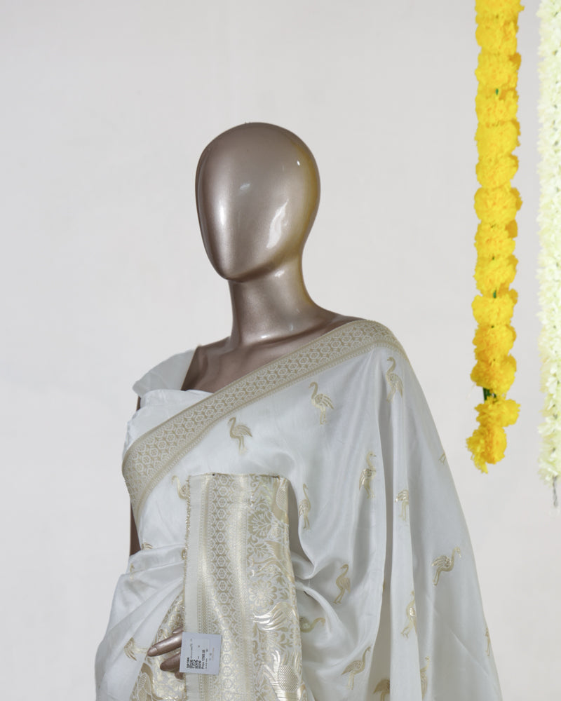 Ivory Swan Heritage Kasavu Saree