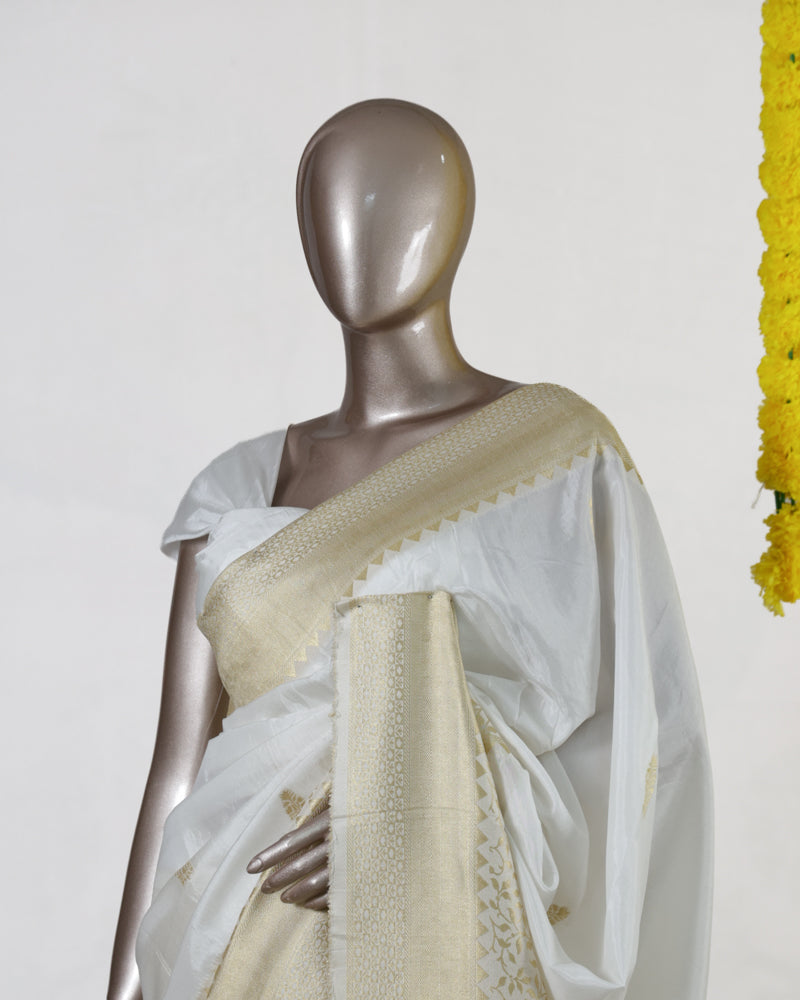 Moonlit White Golden Heritage Kasavu Saree