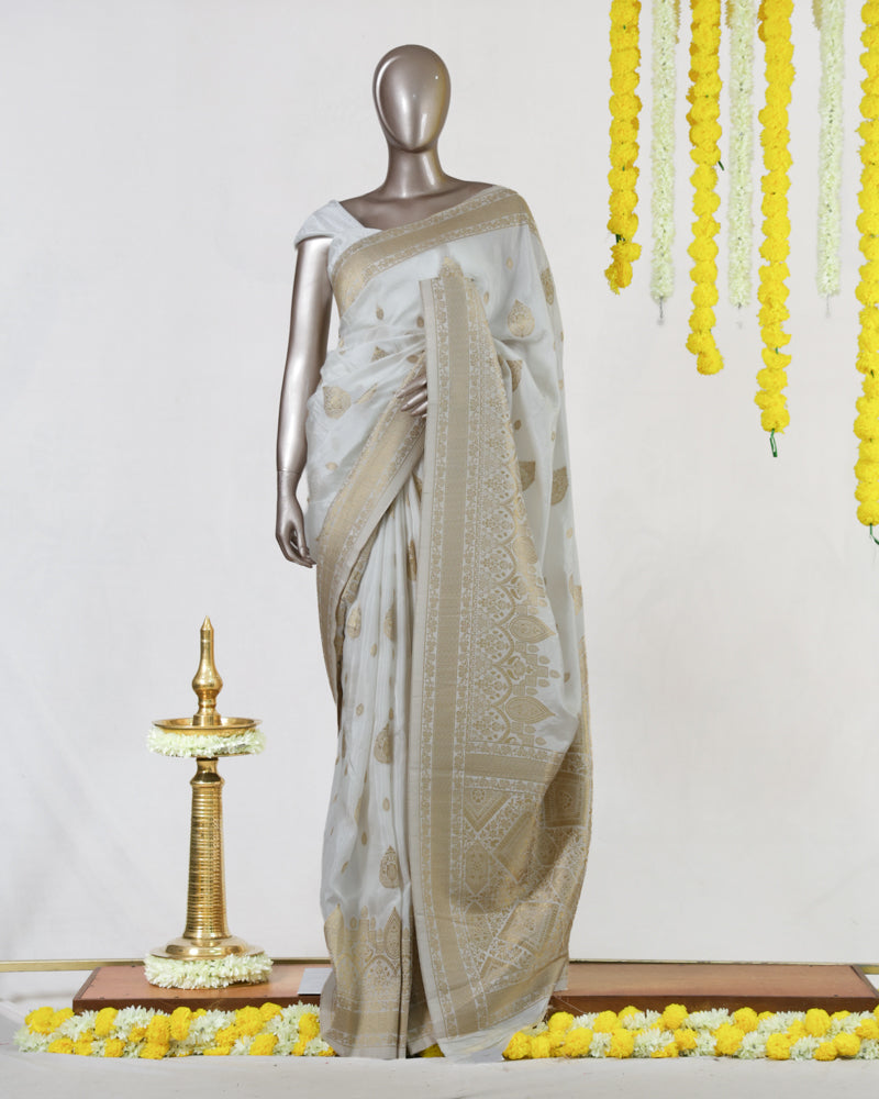 Moonlit White Royal Heritage Kasavu Saree
