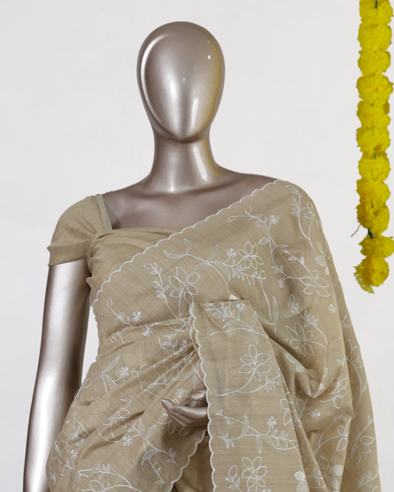 Beige Semi-Jute Floral Embroidered Onam Saree