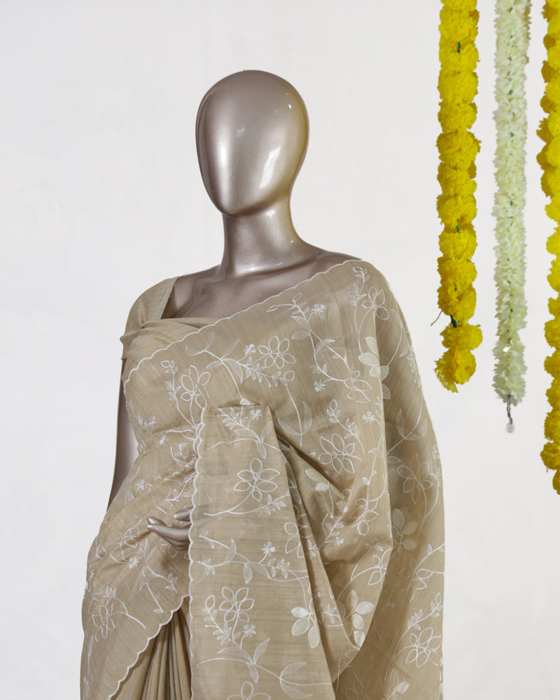 Beige Semi-Jute Floral Embroidered Onam Saree