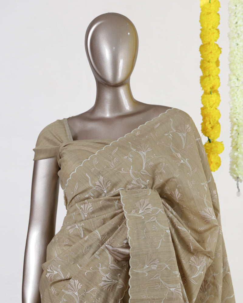 Beige Semi-Jute Floral Embroidered Onam Saree