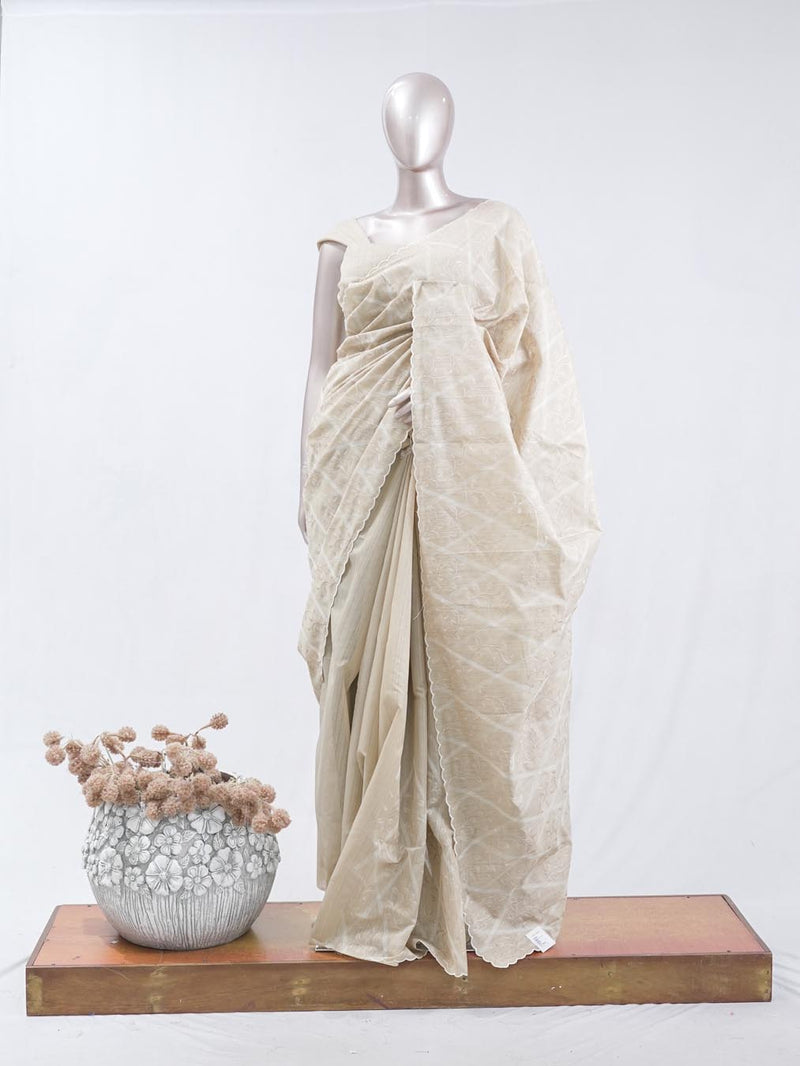 Ivory beige Geometrical embroidery raw cotton saree 7  SAN5552