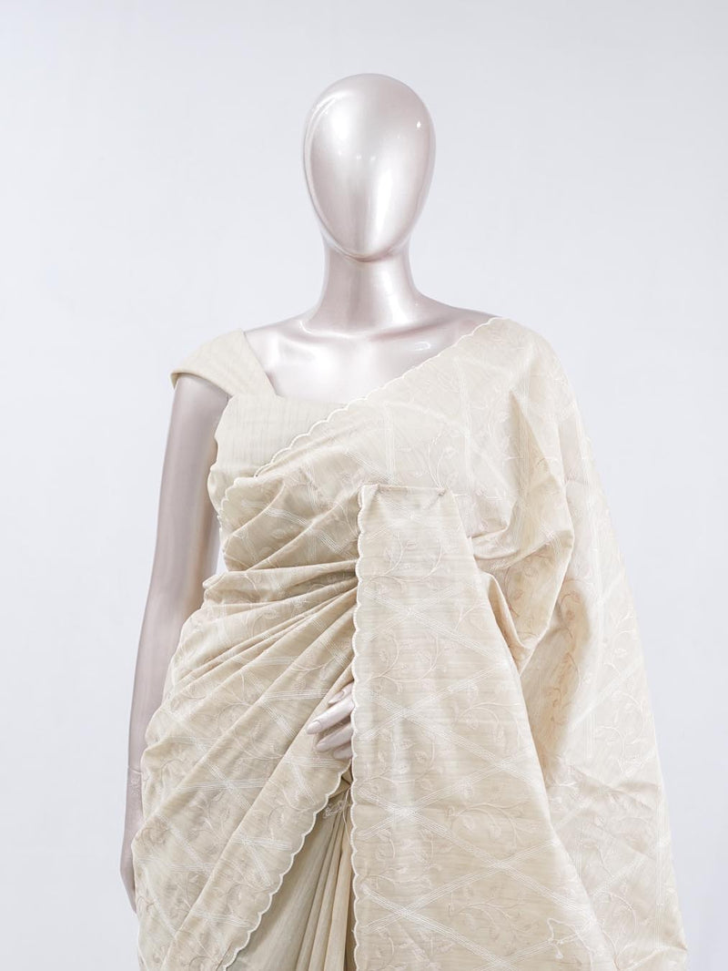 Ivory beige Geometrical embroidery raw cotton saree 7  SAN5552